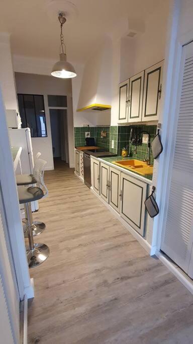 Appartement Centre-Historique 70 M2 Fréjus Dış mekan fotoğraf